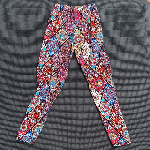 LIMITED TIME $4 ITEM!! Colorful Geometric Patterned Women's Leggings - Picture 1 of 2